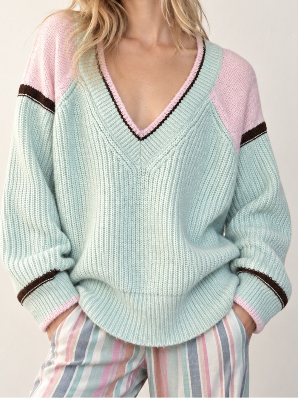 ASOS Design Mint Green Pink & Brown Chunky Knit V-Neck Sweater Size 14